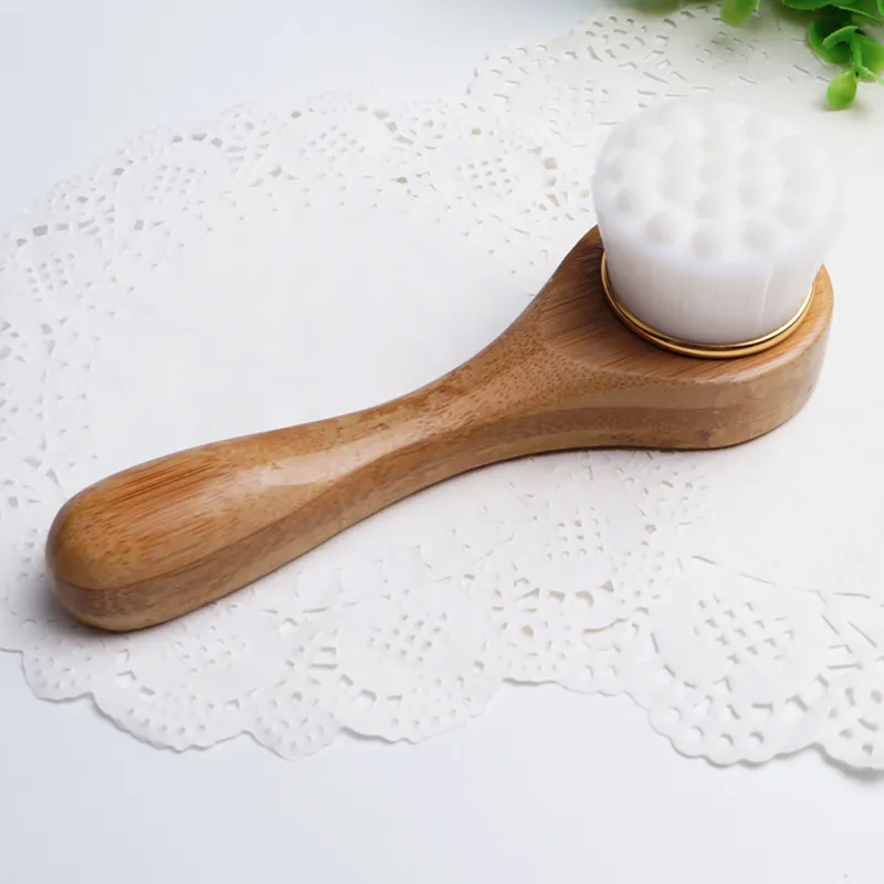 Alana Mitchell Anti-Bacterial Cleansing Facial Brush