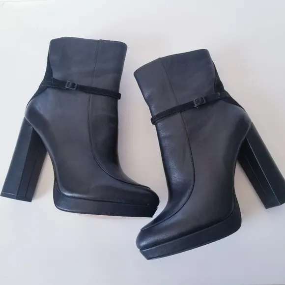 BCBGmaxazria Tabitha women's heel leather pointed toe boots 9.5