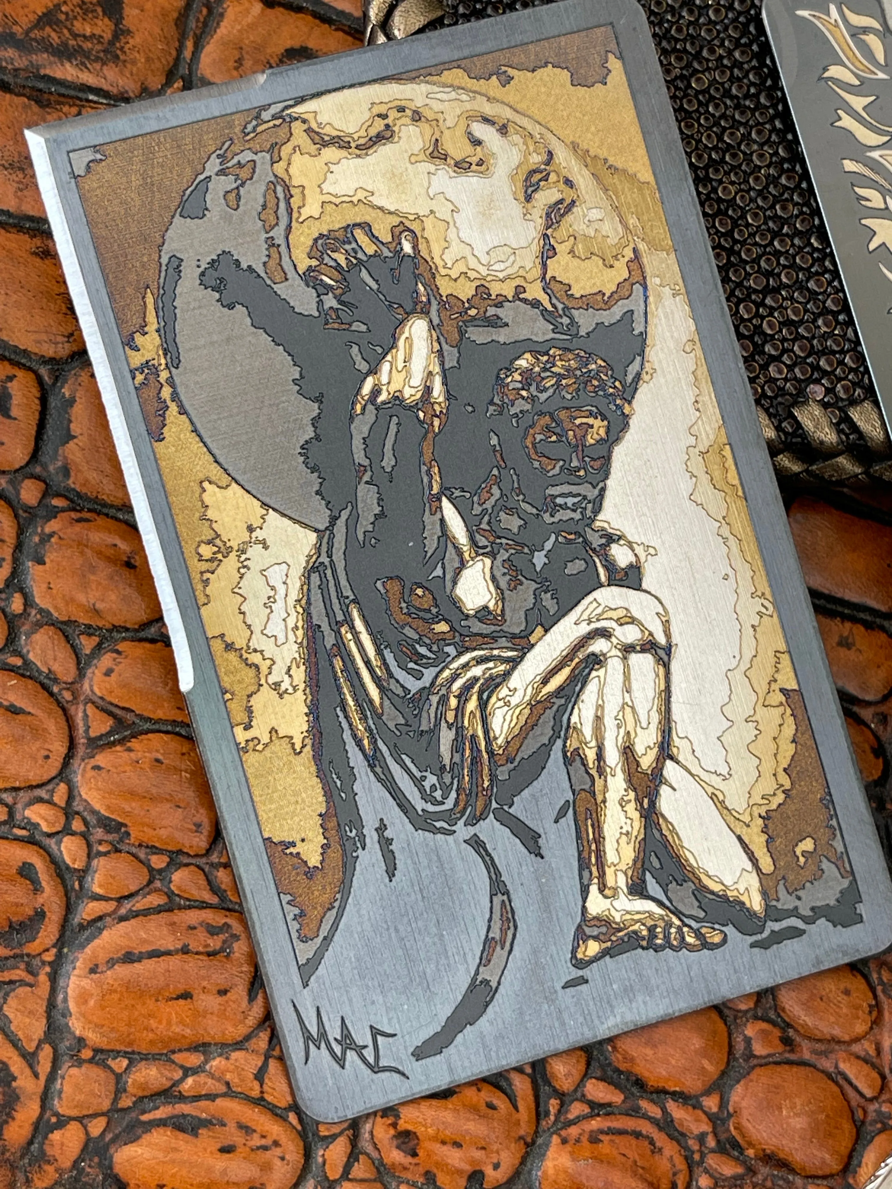 Black "Atlas" Cutting Card™