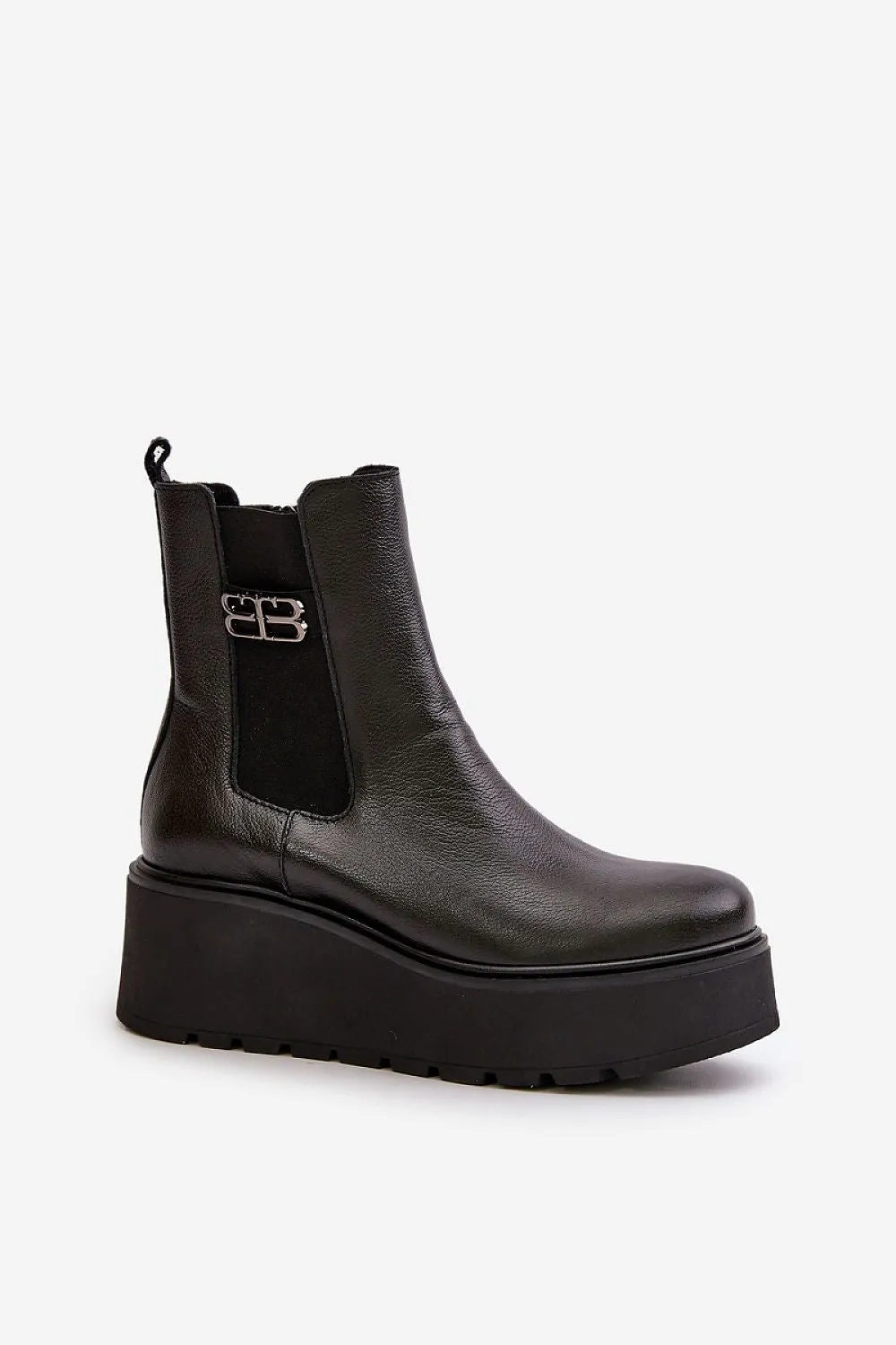 Buskin boots