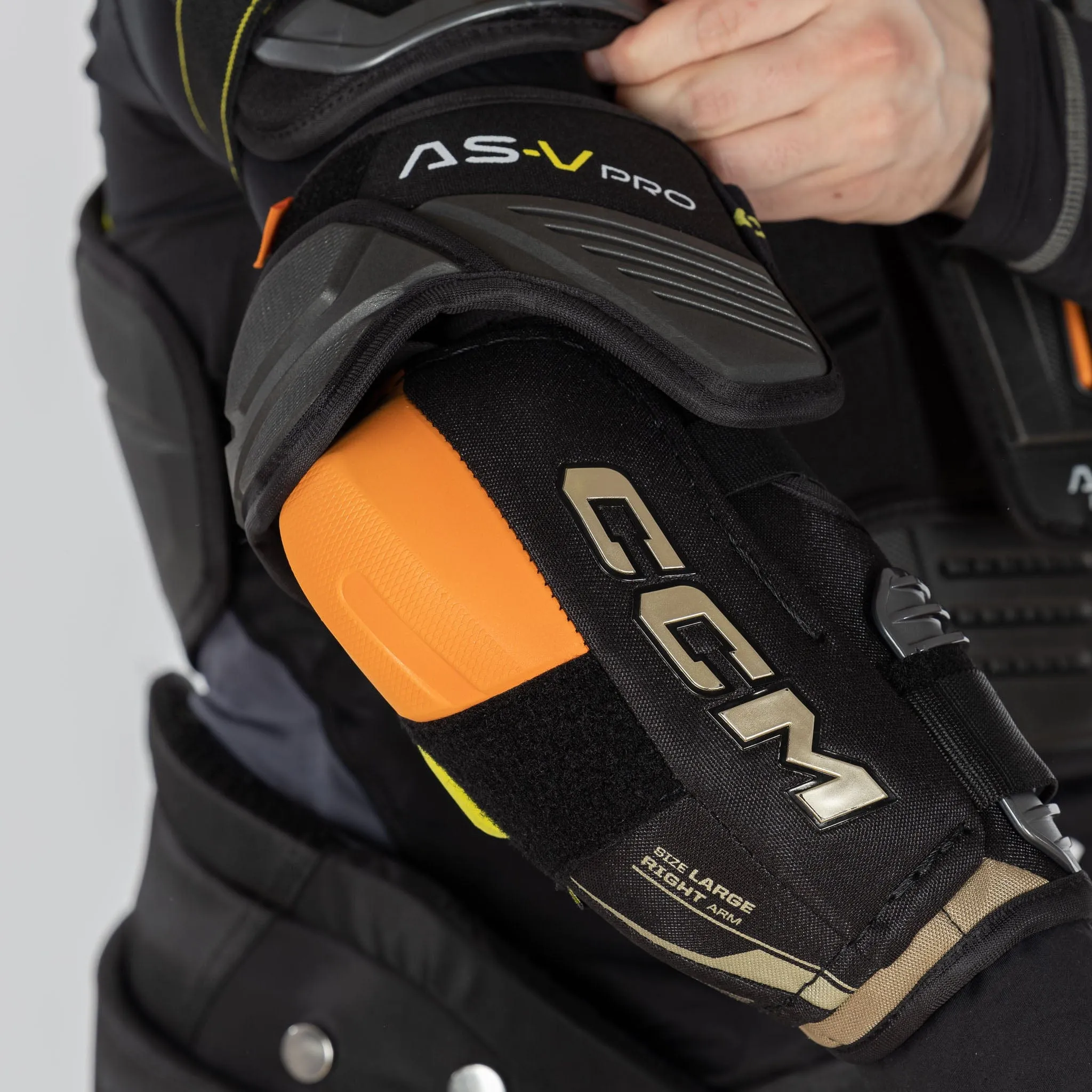 CCM Tacks AS-V Pro Senior Hockey Elbow Pads