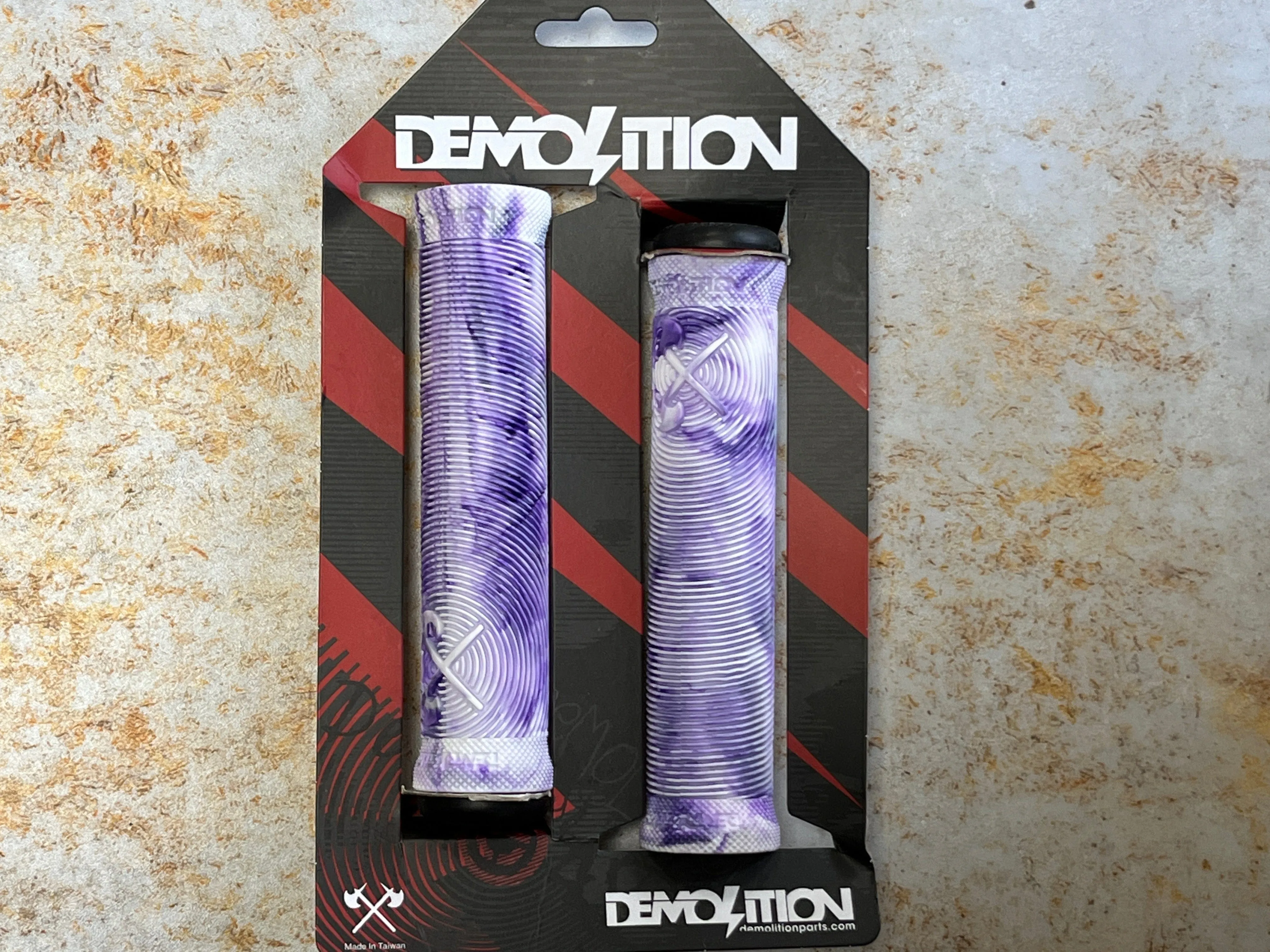 Demolition Axes Flangeless Grips