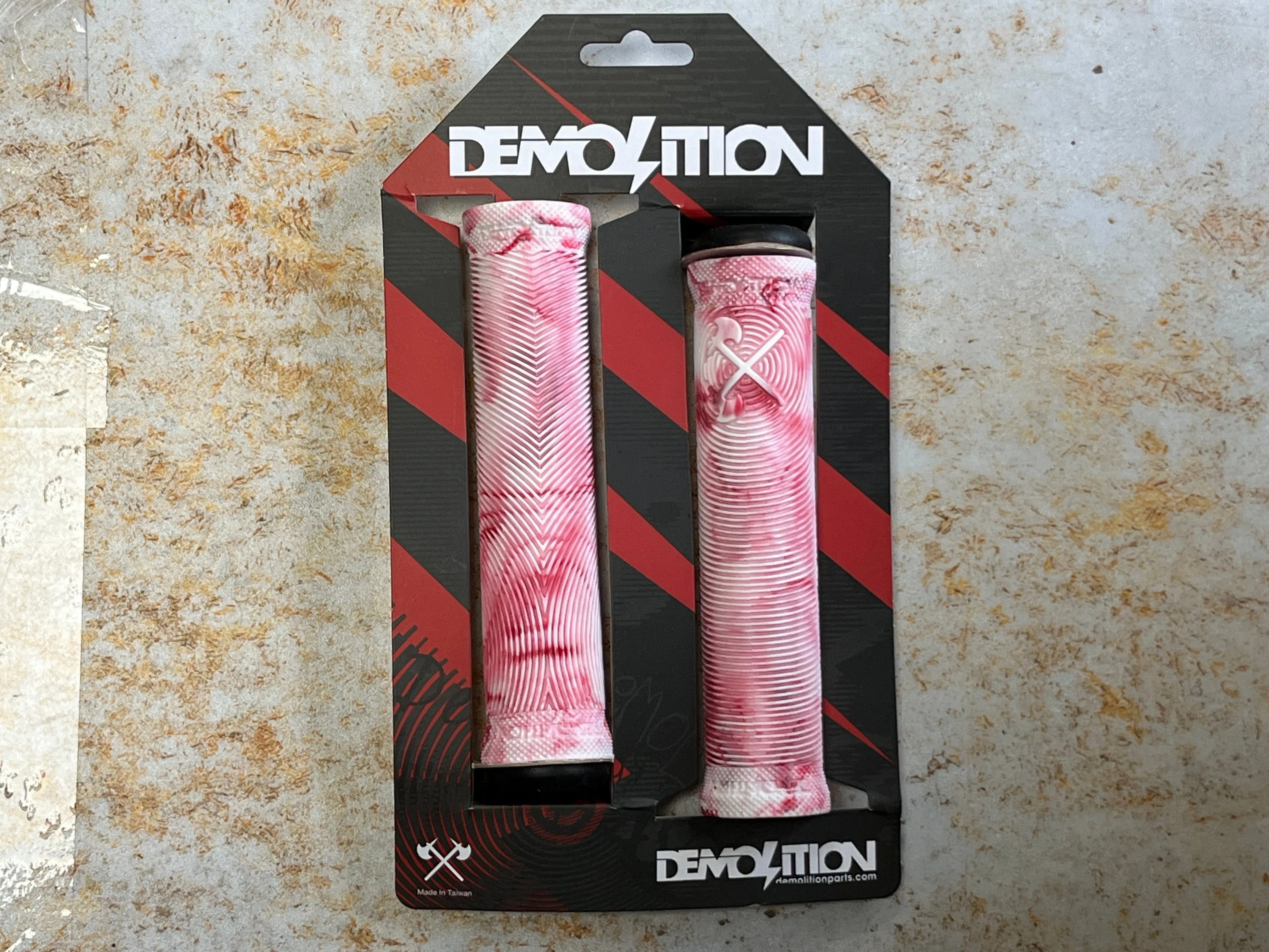 Demolition Axes Flangeless Grips
