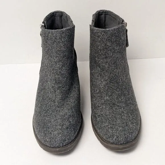 Dr. Scholl's Chloe Wedge Bootie, Grey, Women's 7