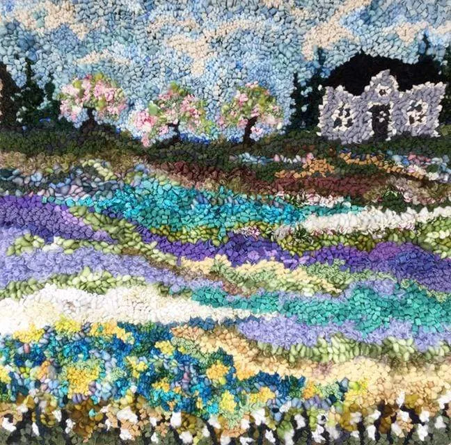 Hooking a Field rug: Where the Orchard Blooms Course