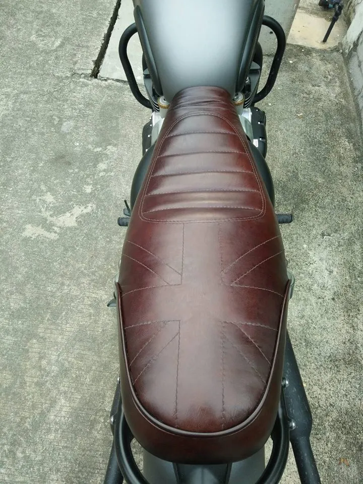 KB-TASUS - Triumph Bonneville Air-Cooled Scrambler Union Jack Seat