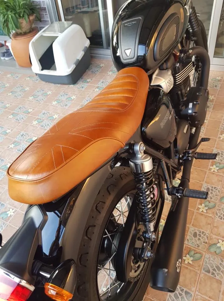 KB-TASUS - Triumph Bonneville Air-Cooled Scrambler Union Jack Seat