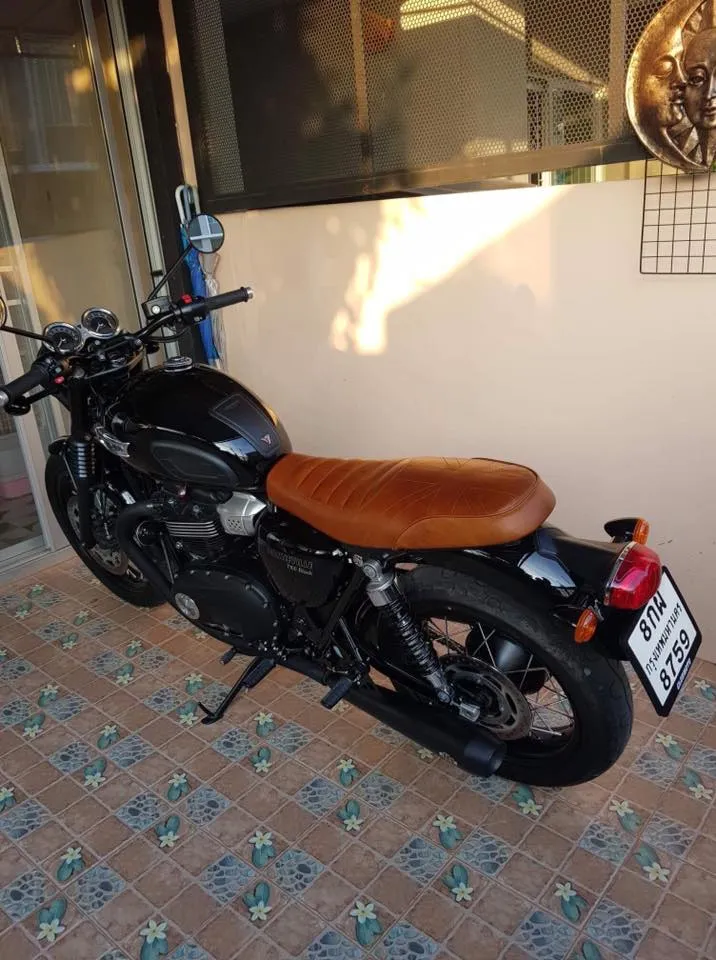 KB-TASUS - Triumph Bonneville Air-Cooled Scrambler Union Jack Seat