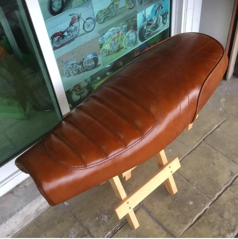 KB-TASUS - Triumph Bonneville Air-Cooled Scrambler Union Jack Seat
