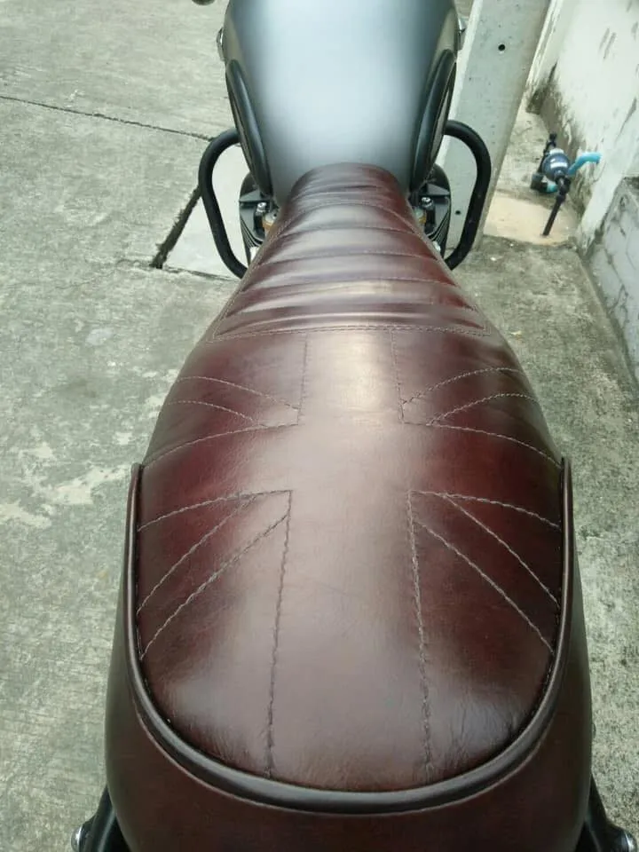 KB-TASUS - Triumph Bonneville Air-Cooled Scrambler Union Jack Seat