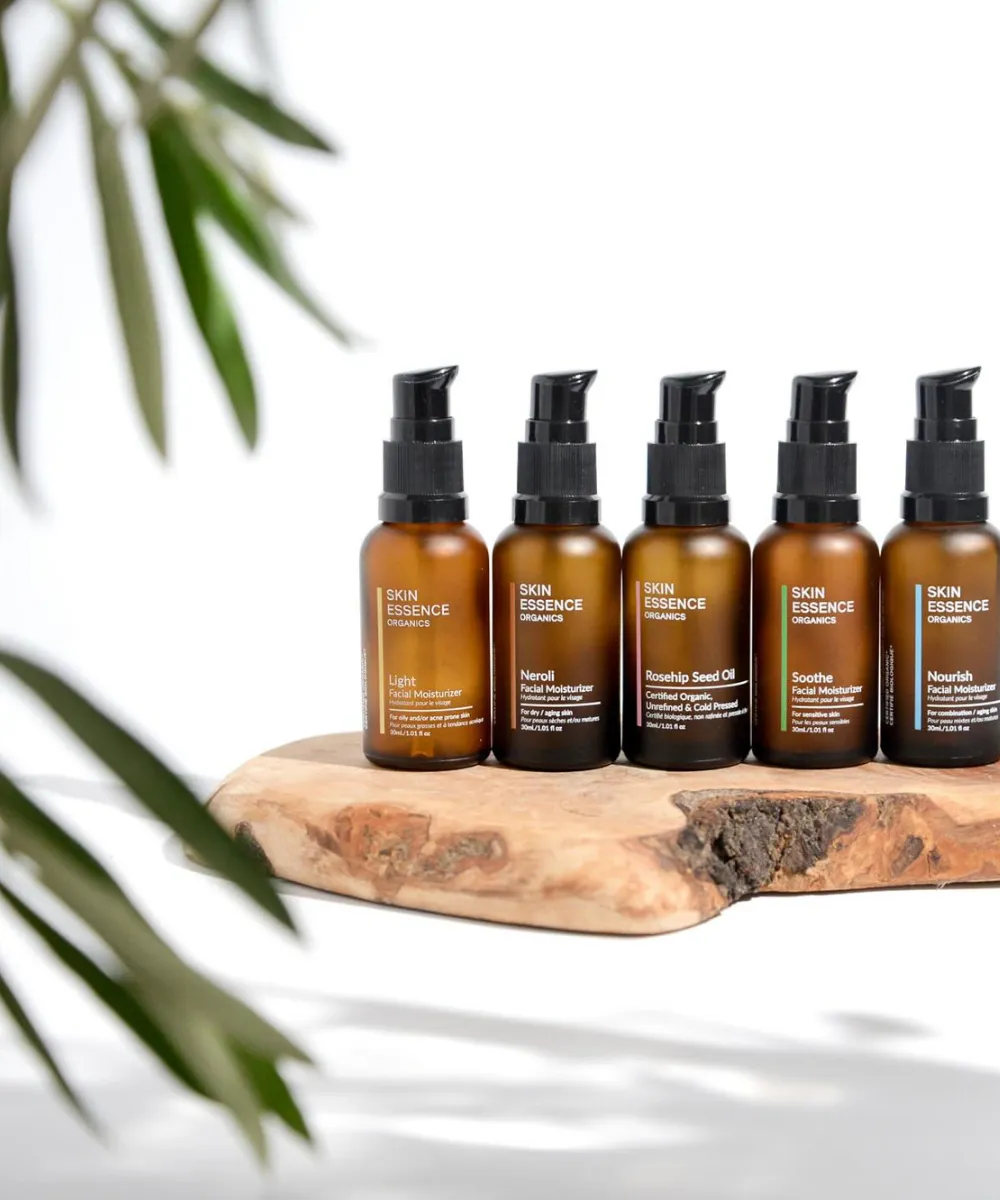Light: Facial Moisturizer Serum