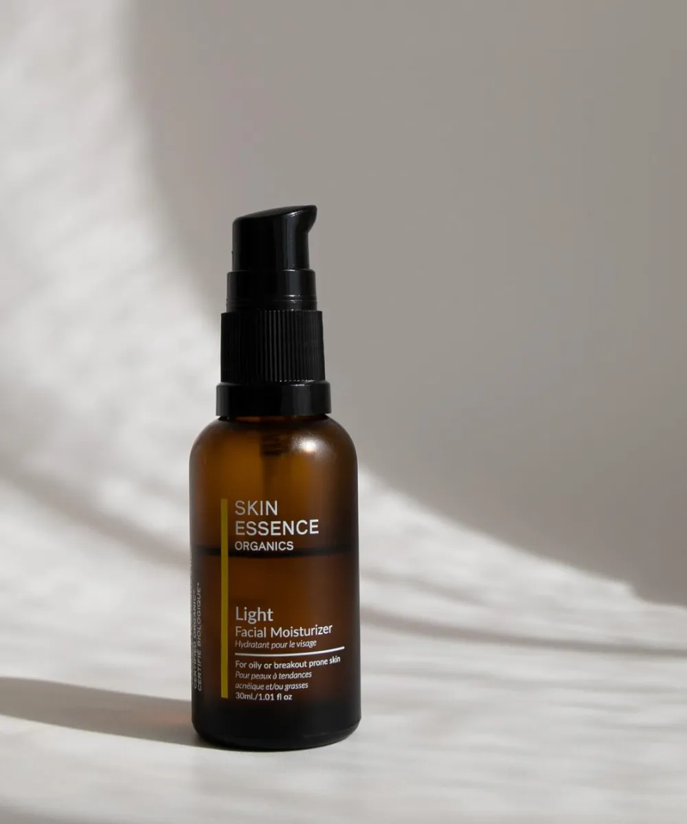 Light: Facial Moisturizer Serum