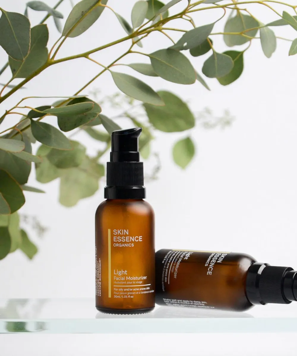 Light: Facial Moisturizer Serum