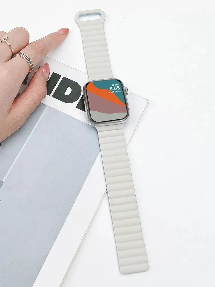 Magnetic Sports Watch for Apple - Classy & Smart