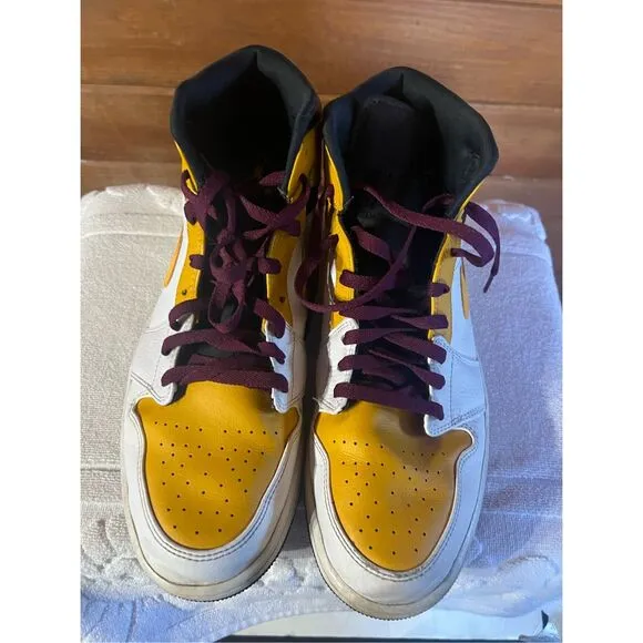 Nike Air Jordan 1 Mid University Gold White Black Men's Shoes Size 13 554724 170