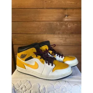 Nike Air Jordan 1 Mid University Gold White Black Men's Shoes Size 13 554724 170