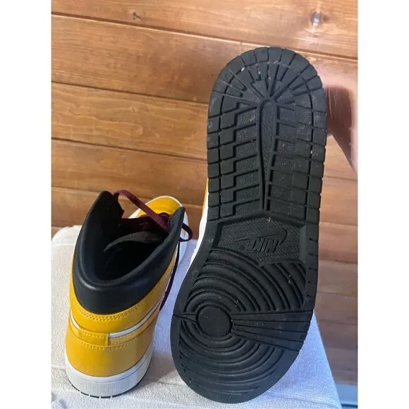Nike Air Jordan 1 Mid University Gold White Black Men's Shoes Size 13 554724 170