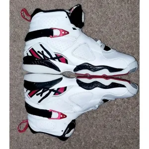 Nike Air Jordan 8 Retro Bg Gym Wolf Black White Red GS 6Y