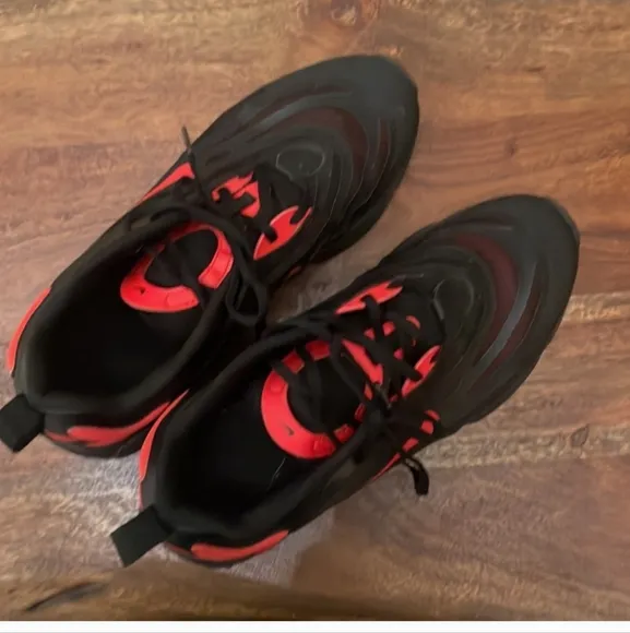 Nike Air Max Exosense Shoes