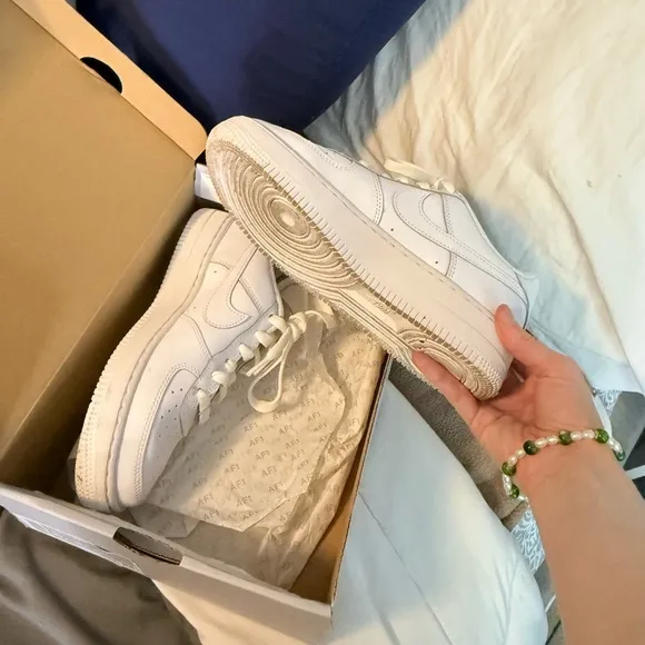 NIKE WHITE AIR FORCE 1 LE (GS) 5Y