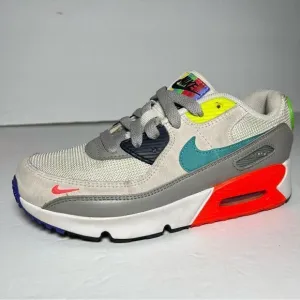 Nike Air Max 90 Youth Shoes in Evolution of Icons 2Y