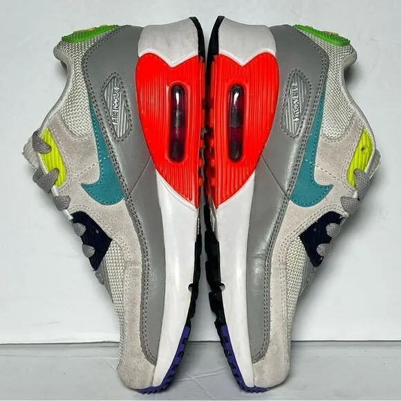 Nike Air Max 90 Youth Shoes in Evolution of Icons 2Y