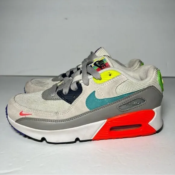 Nike Air Max 90 Youth Shoes in Evolution of Icons 2Y