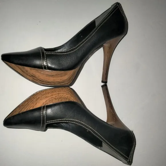 Nine West (Size 8) Black Leather &amp; Wood Grain Platform Business Career Heels