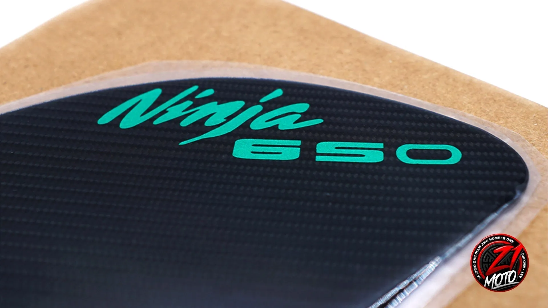 Ninja 650 Tank Grips/Pads WHITE