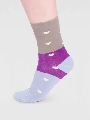 Nova Organic Cotton Heart Socks in Olive Green by Thought, Size 4-7