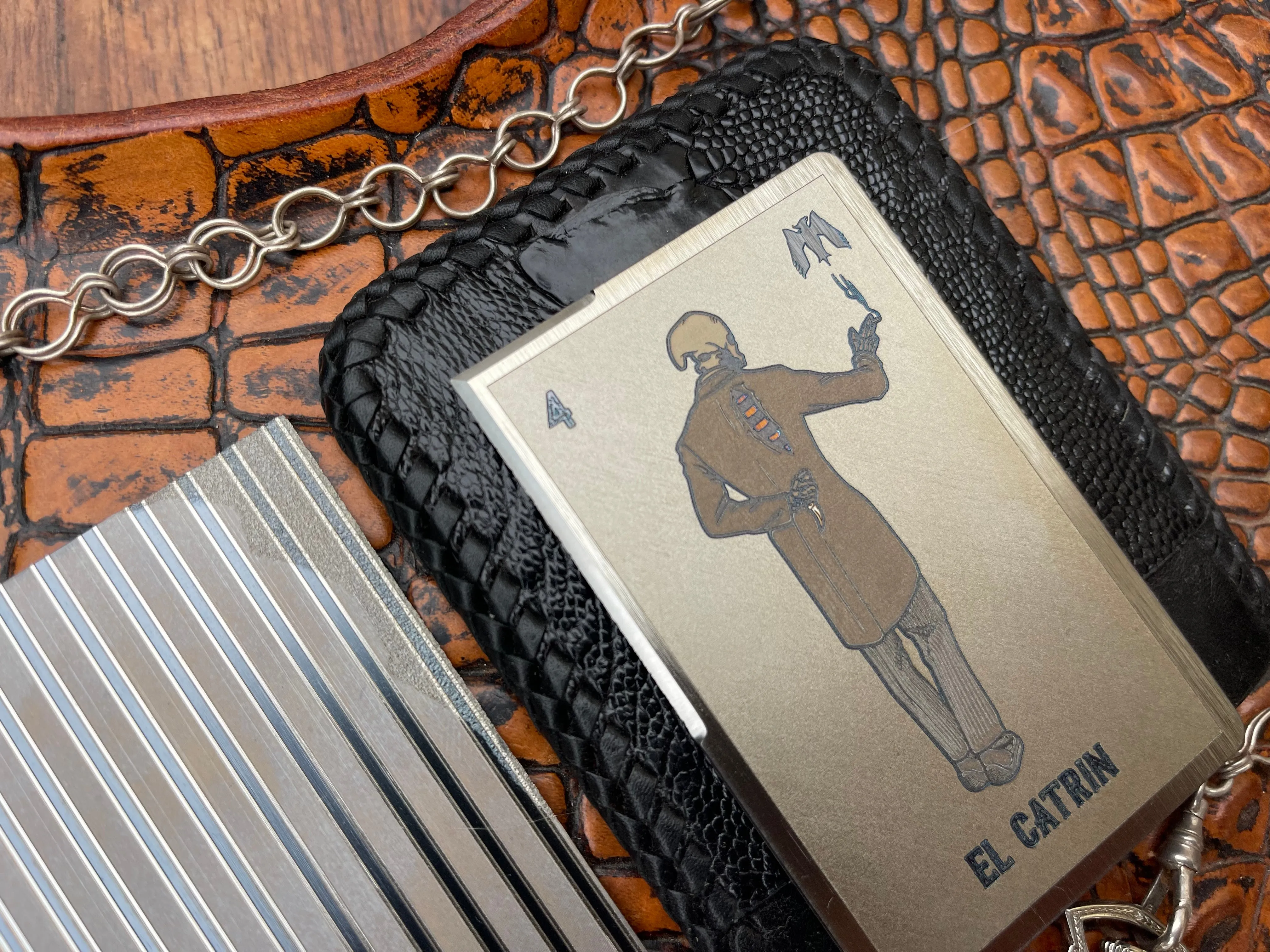 "El Catrin” Cutting Card™
