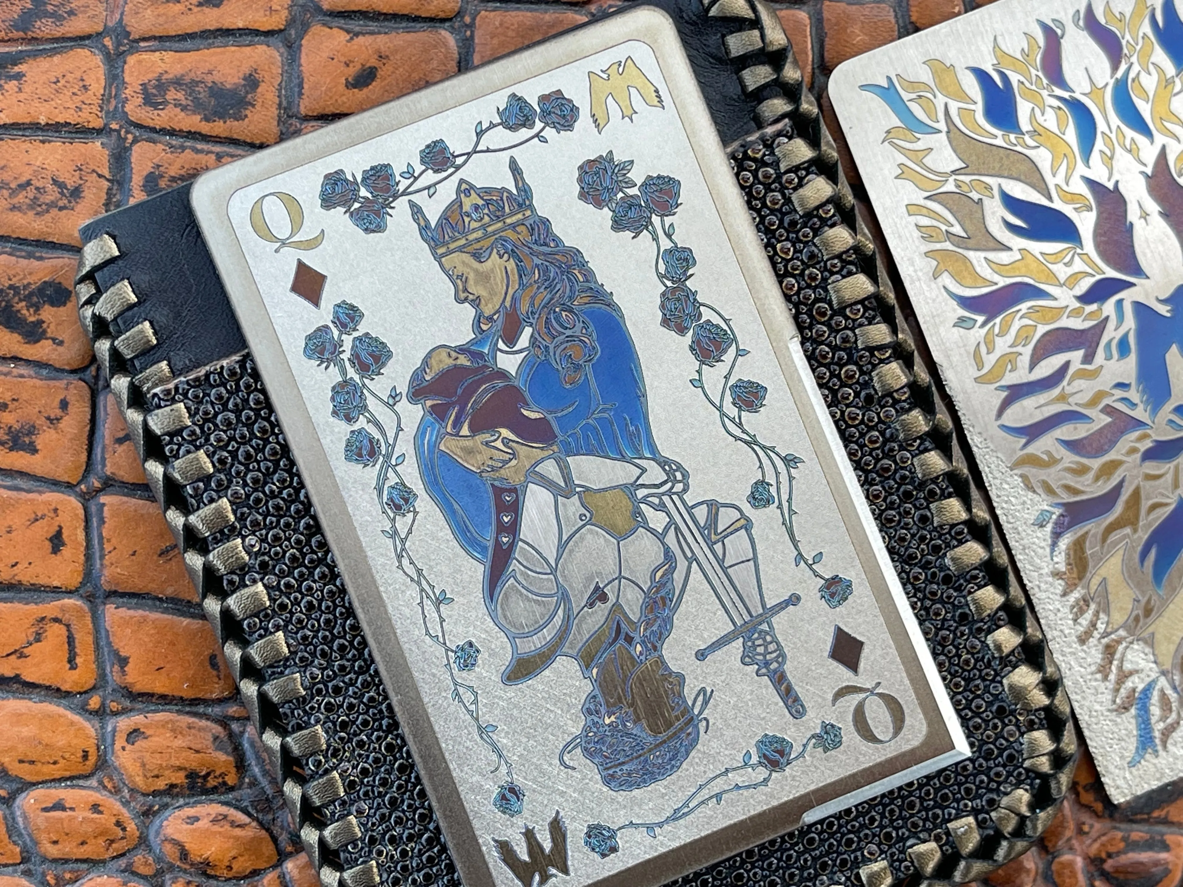 "Queen of Diamonds" Cutting Card™