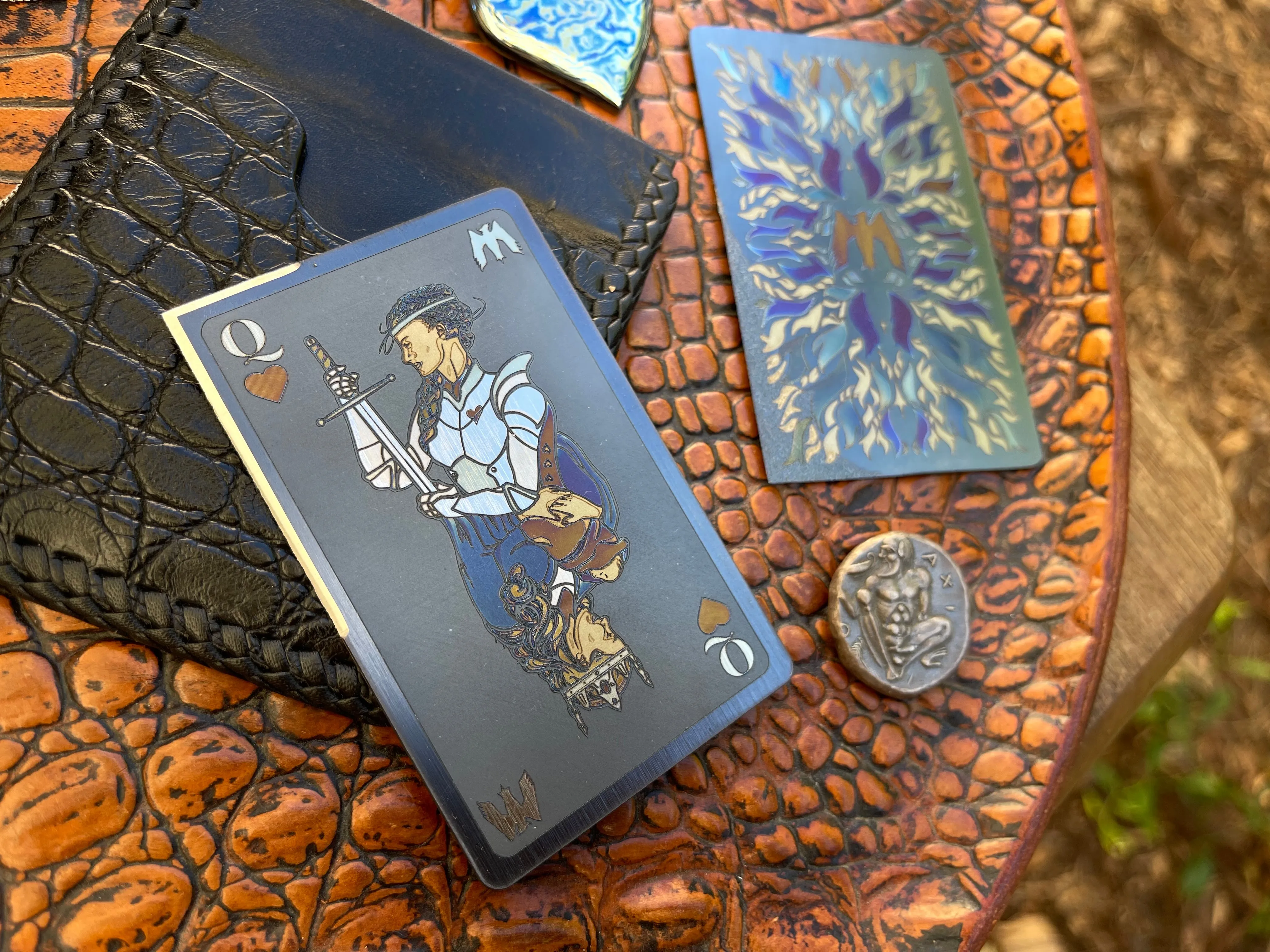 "Queen of Hearts" Cutting Card™