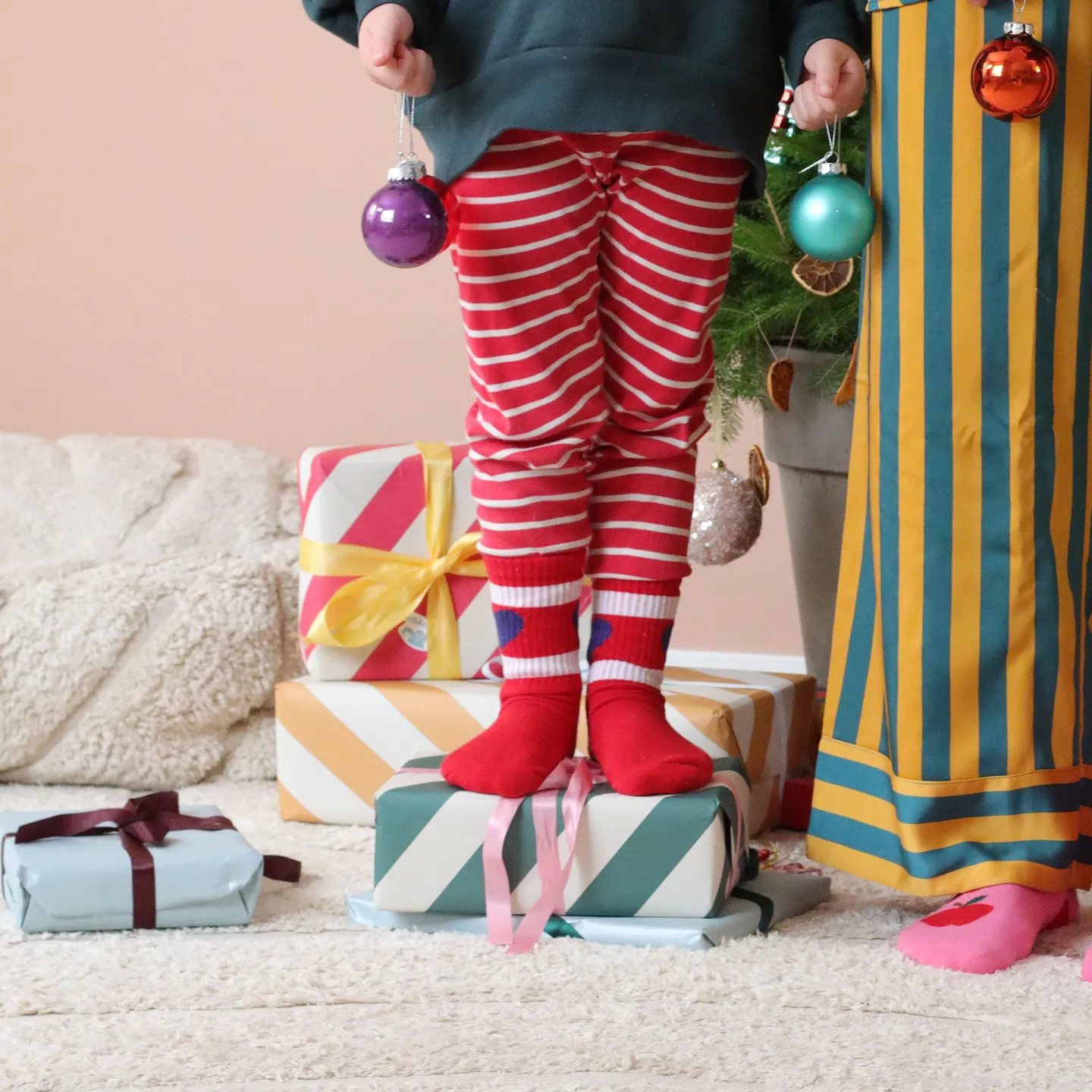 Red Heart Socks - Last pair 0-6 months