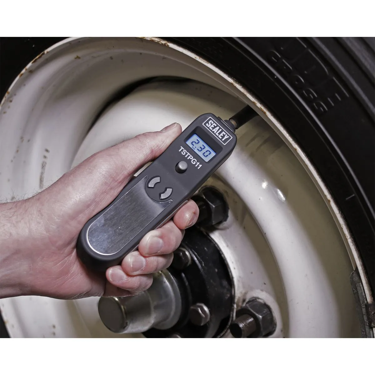 Sealey Digital Tyre Pressure and Tread Depth Gauge Work Light 0-20mm LED Display