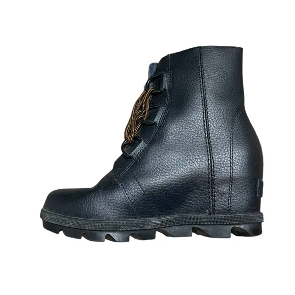 SOREL Joan of Arctic Wedge Chelsea Boots Black Girl's Size 3