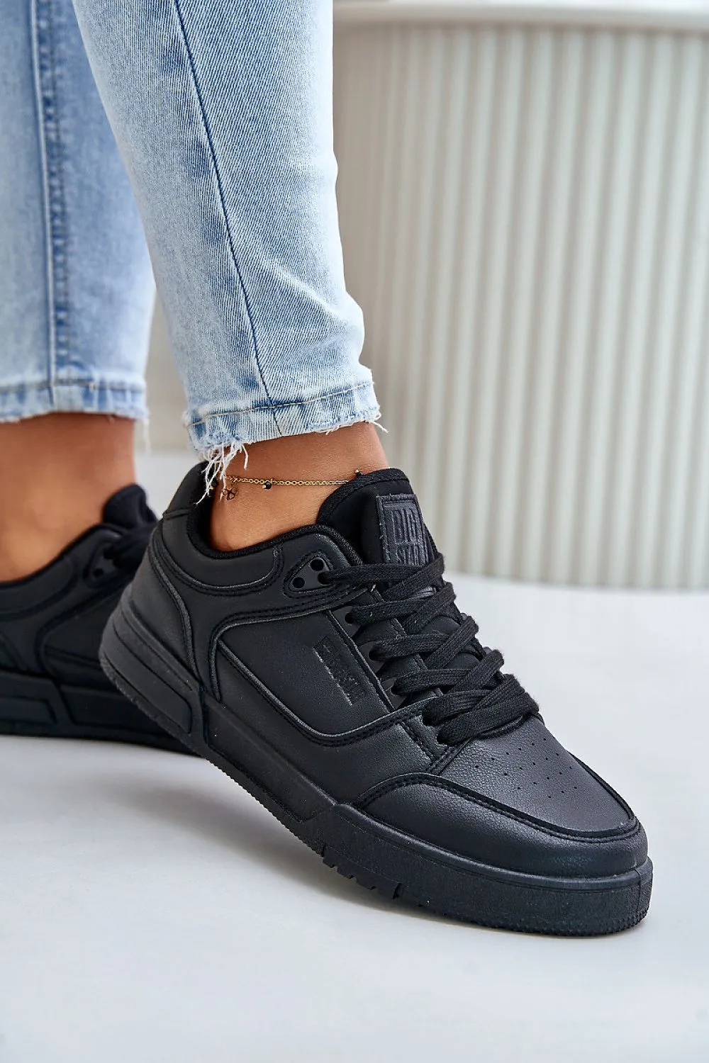 Sport Shoes