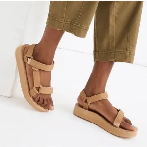 Teva Midform Universal Leather Size 8