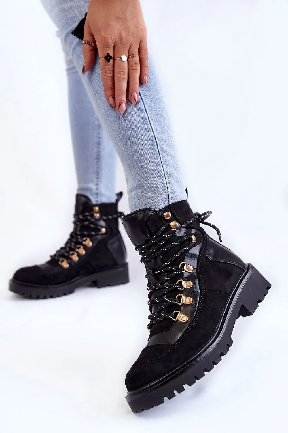 Trapper shoes