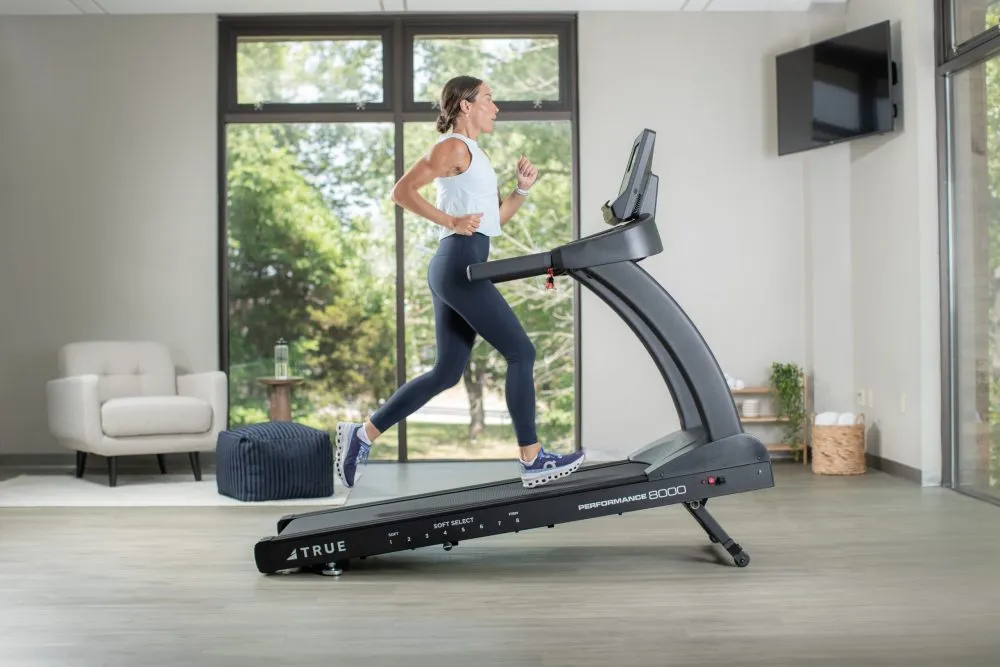 TRUE Performance 8000 Treadmill