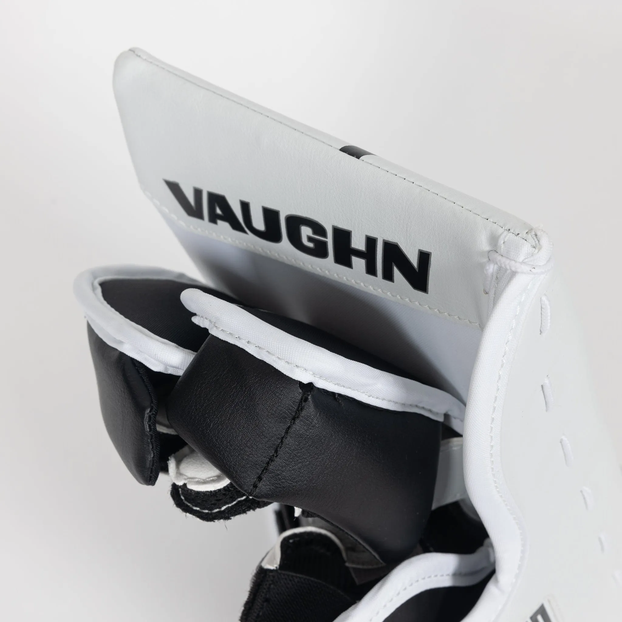 Vaughn Ventus SLR4 Youth Goalie Blocker
