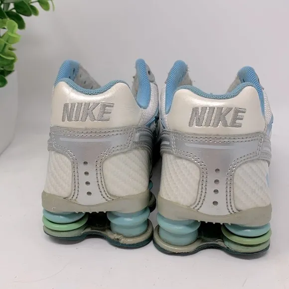 Vintage 2007 Nike Shox youth 4 Sneakers