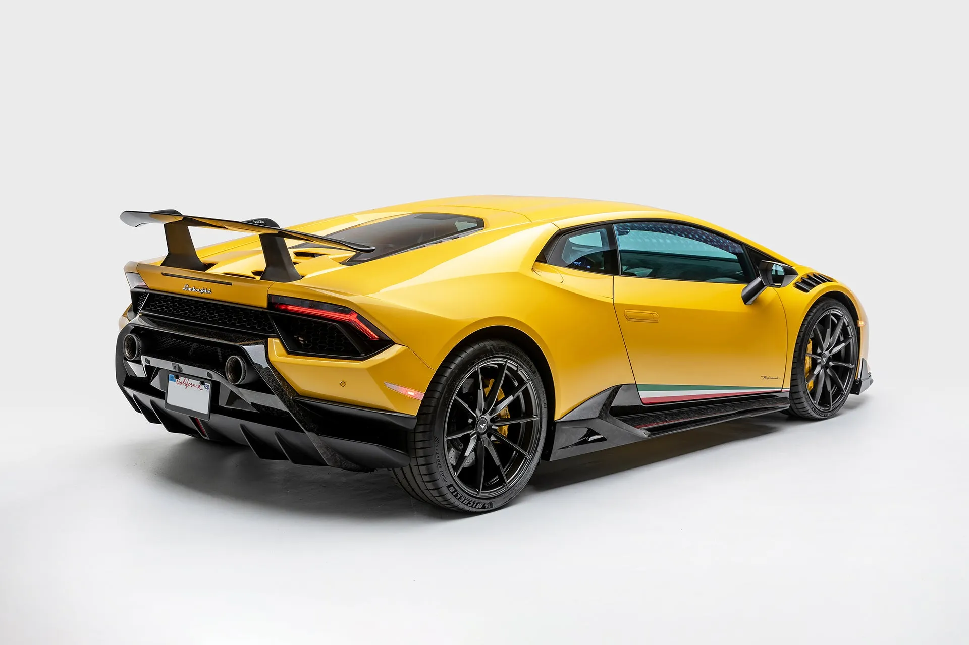 Vorsteiner LAMBORGHINI HURACAN PERFORMANTE TRENTO Side Blades Carbon Matrix Glossy