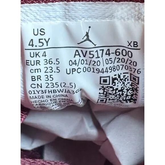 Youth Nike Air Jordan 1 Mid SE (GS) Red Quilt Sneakers Sz 4.5Y Athletic